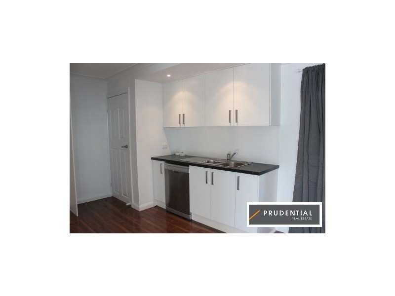 68 Carrington Circuit, Leumeah NSW 2560
