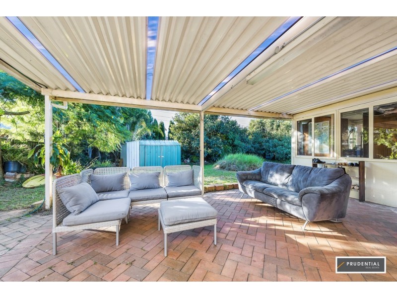 30 Trobriand Crescent, Glenfield NSW 2167