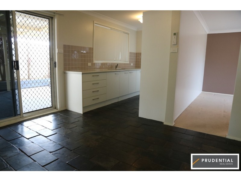 2 Handley Place, Raby NSW 2566