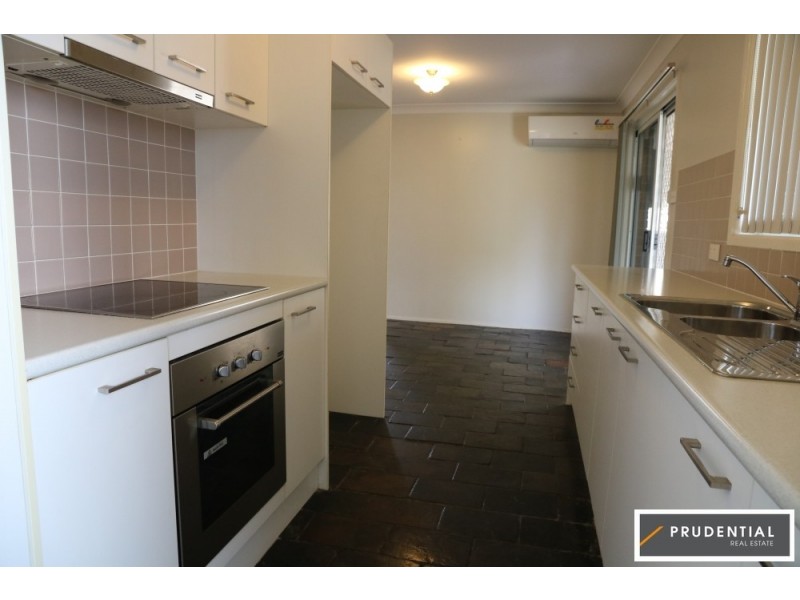 2 Handley Place, Raby NSW 2566