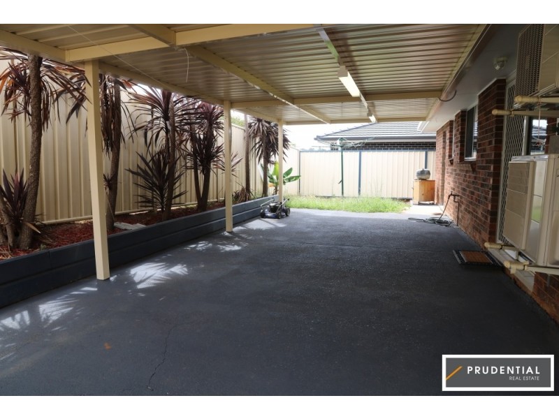 2 Handley Place, Raby NSW 2566