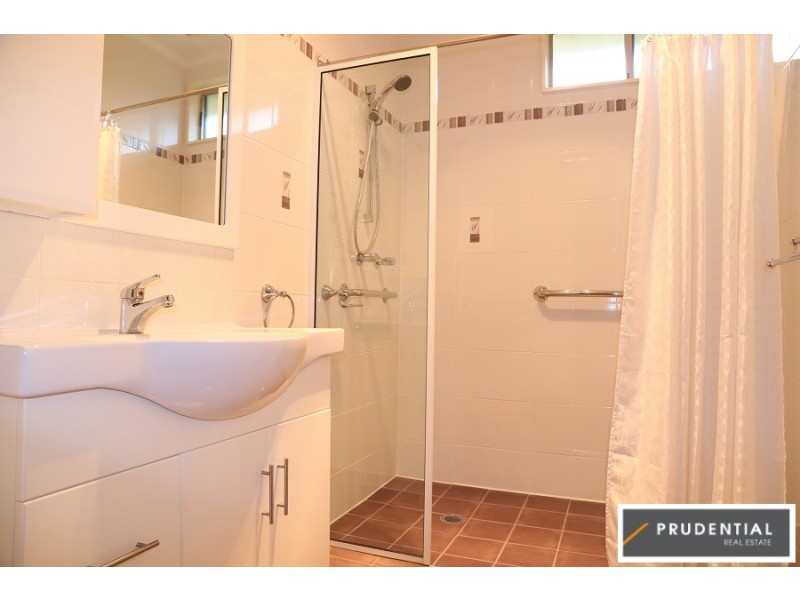 32 Trafalgar Street, Glenfield NSW 2167