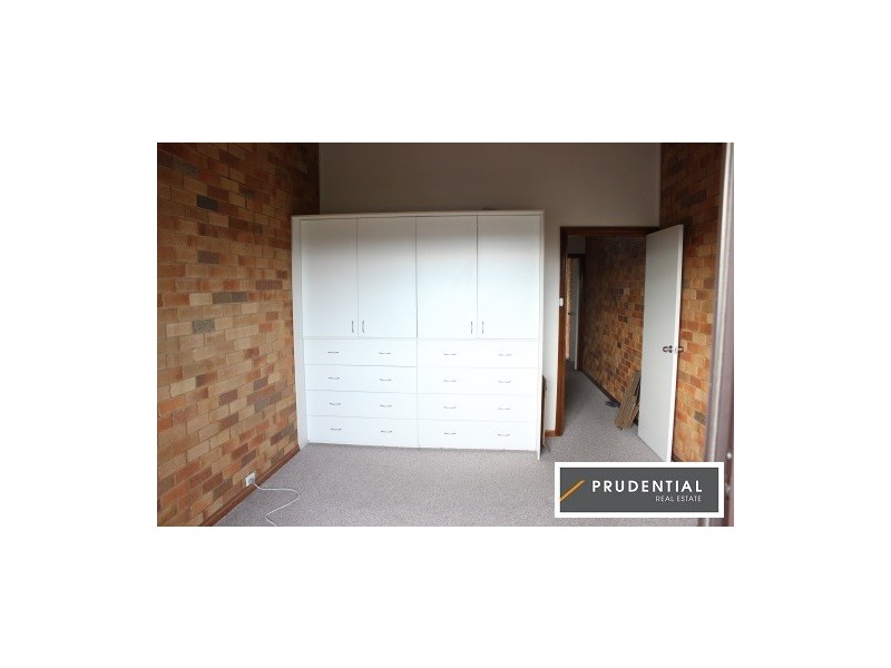 2/49 Sturt Street, Campbelltown NSW 2560