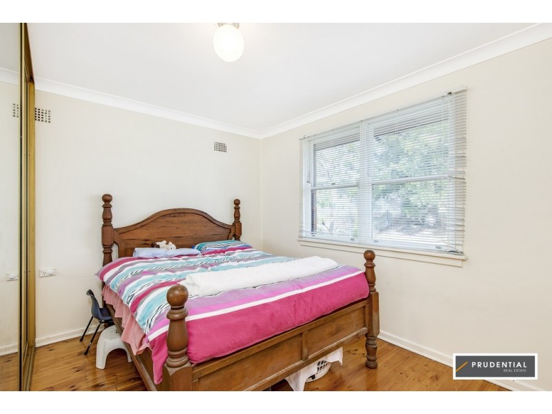 34 Carrington Circuit, Leumeah NSW 2560