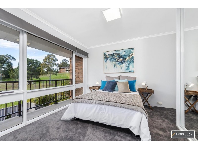 2/56 Woodhouse Drive, Ambarvale NSW 2560