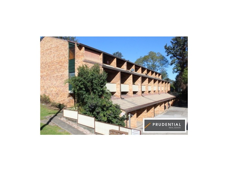 7/49 Sturt Street, Campbelltown NSW 2560