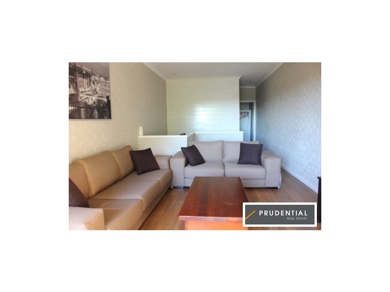 7/49 Sturt Street, Campbelltown NSW 2560