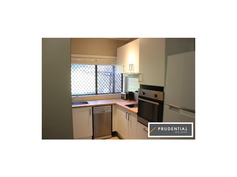 7/49 Sturt Street, Campbelltown NSW 2560