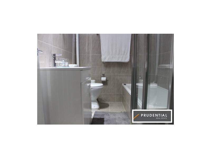 7/49 Sturt Street, Campbelltown NSW 2560