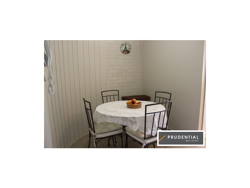 7/49 Sturt Street, Campbelltown NSW 2560