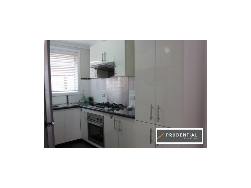 2/64 Francisco Crescent, Rosemeadow NSW 2560