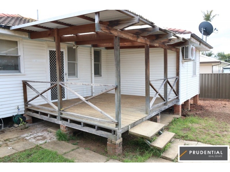4 Bailley Street, Leumeah NSW 2560