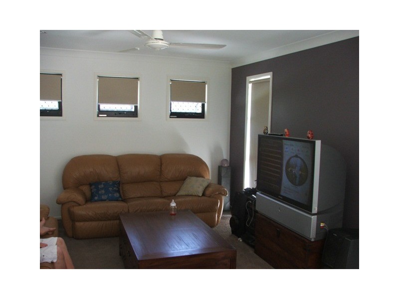 24 Calypso Court, Oxenford QLD 4210