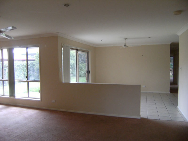 28 Roe St, Upper Coomera QLD 4209