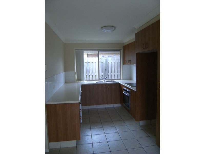 28 Roe St, Upper Coomera QLD 4209