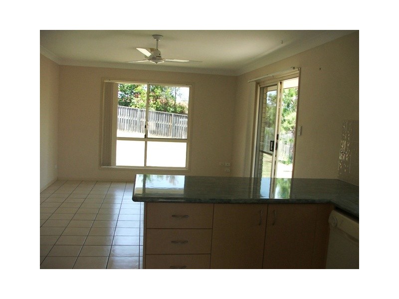 31 Maui Cres, Oxenford QLD 4210