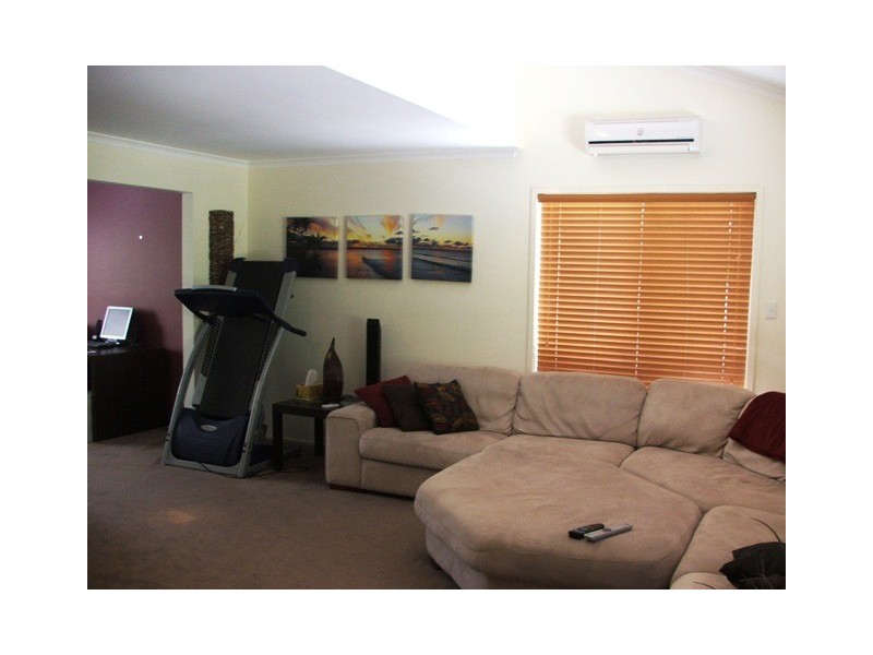 22 Catani Place, Helensvale QLD 4212