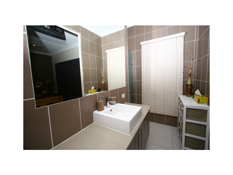 31 Drafters Crescent, Upper Coomera QLD 4209