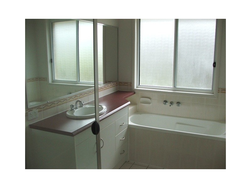 2/24 Turnbull Drive, Upper Coomera QLD 4209