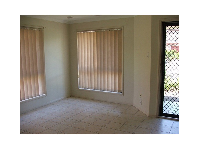 18 Bernini Drive, Coombabah QLD 4216