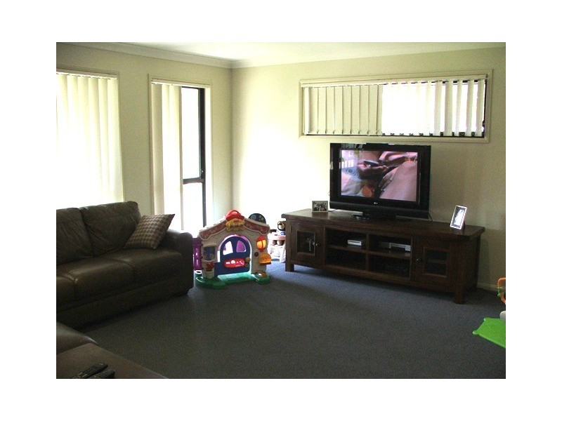 20 Bedroff Street, Upper Coomera QLD 4209