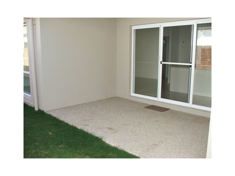 12 Settlers Ave, Upper Coomera QLD 4209