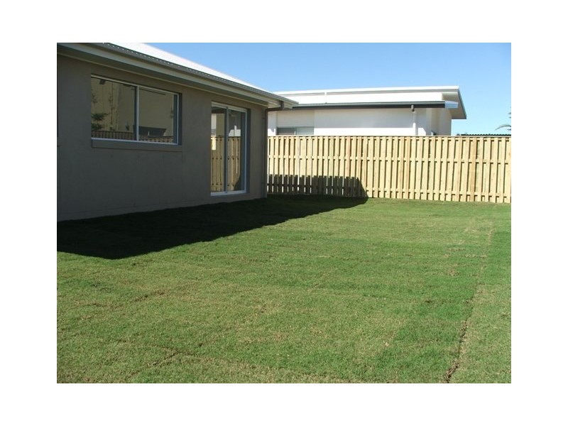 12 Settlers Ave, Upper Coomera QLD 4209