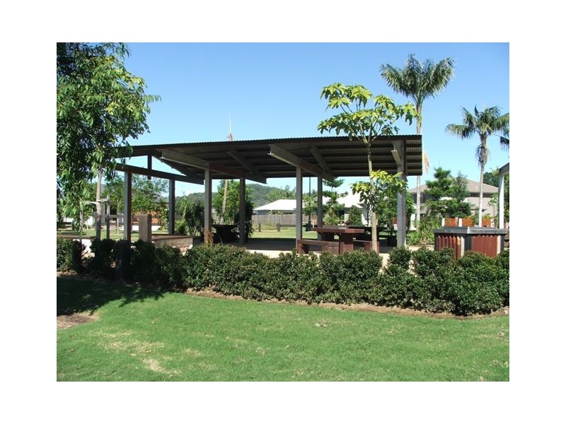 12 Settlers Ave, Upper Coomera QLD 4209