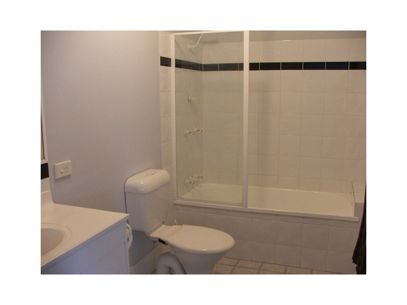 72/2 Anaheim Drive, Helensvale QLD 4212