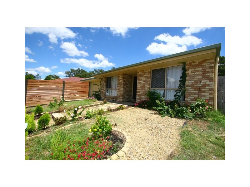 8 Silverpine Cr, Oxenford QLD 4210