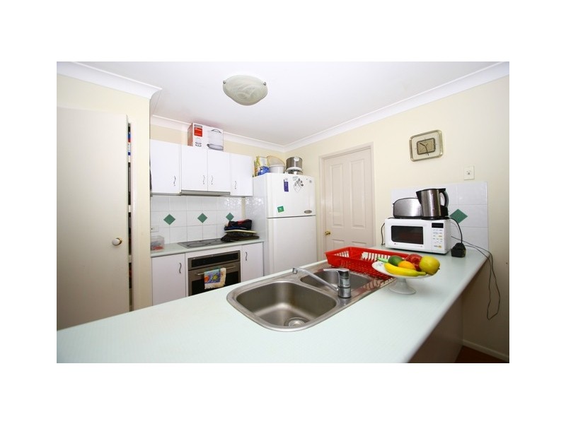 8 Silverpine Cr, Oxenford QLD 4210