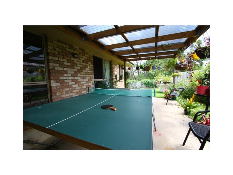 8 Silverpine Cr, Oxenford QLD 4210