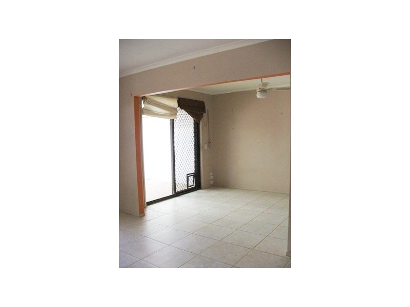 2/3 Gable Street, Oxenford QLD 4210