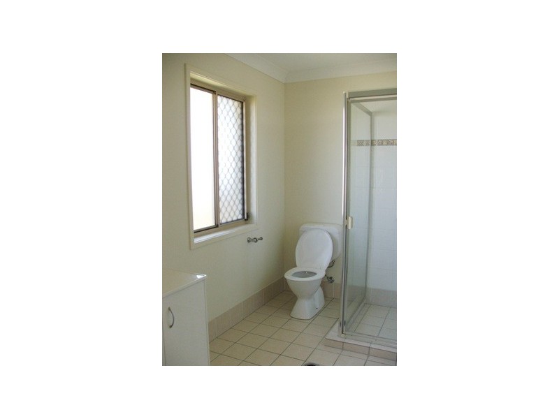 9 Taske Rise, Pacific Pines QLD 4211