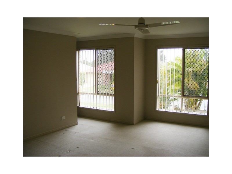 6 Diamond Sand Dr, Upper Coomera QLD 4209
