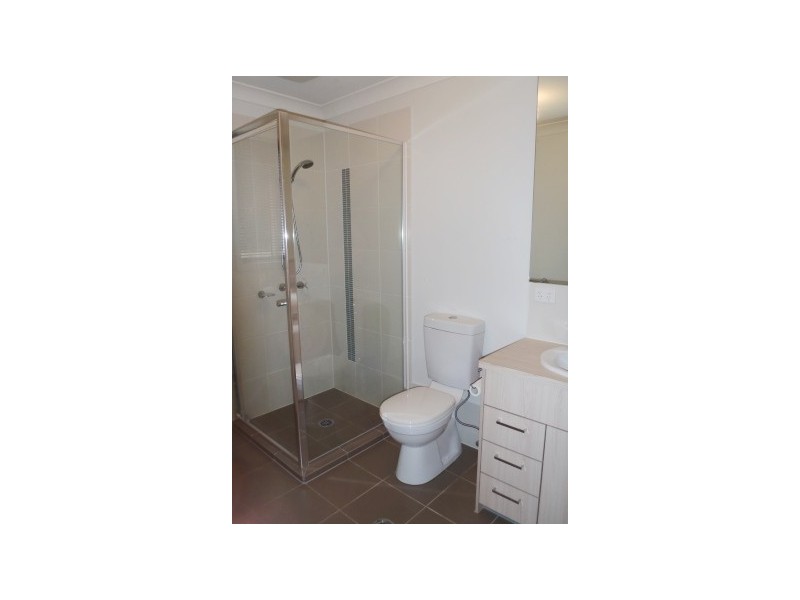 7 Silver Dawn Crescent, Oxenford QLD 4210