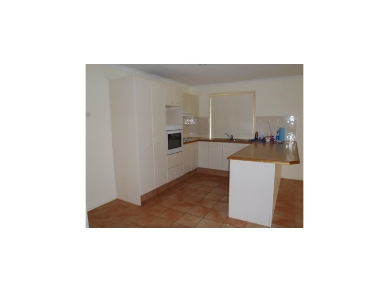 14 Lomandra Court, Oxenford QLD 4210