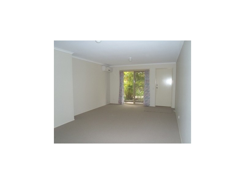 1/35 Broadway Drive, Oxenford QLD 4210