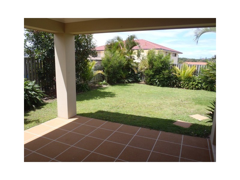 16 Cossington Circuit ‘Parklake Estate’, Maudsland QLD 4210