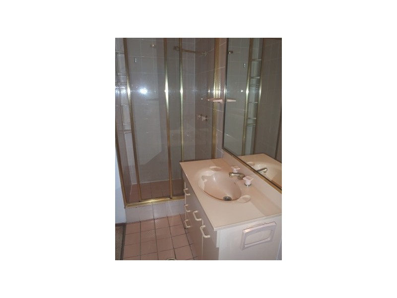 16 Latrobe Avenue, Helensvale QLD 4212