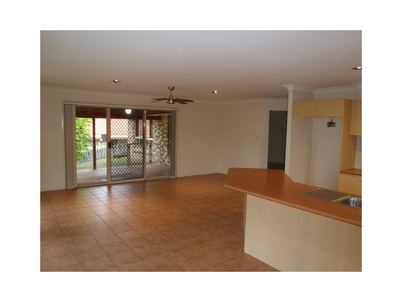 13 Midway Terrace, Pacific Pines QLD 4211