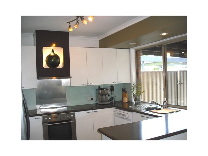 14 Pomona Court, Helensvale QLD 4212