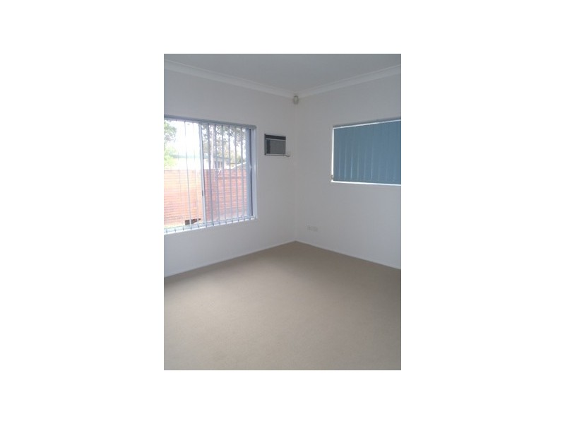 2  Loxton Court, Helensvale QLD 4212