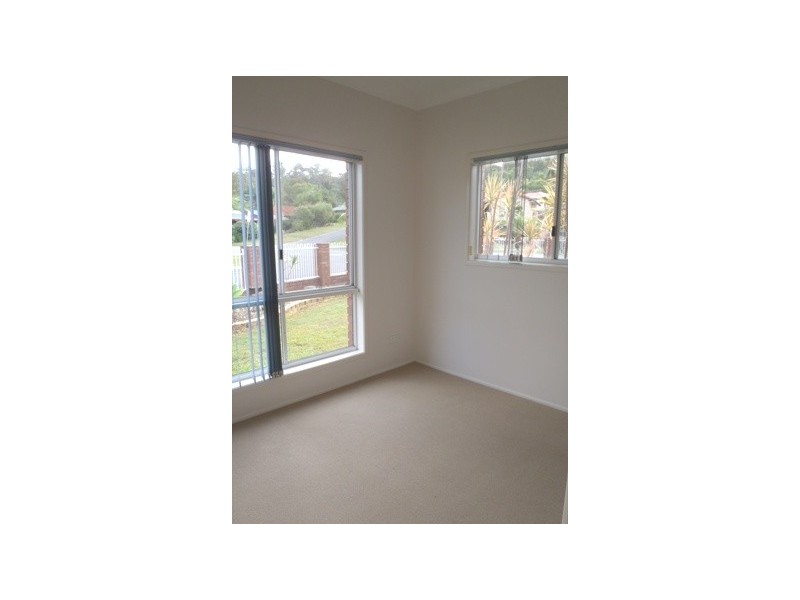 2  Loxton Court, Helensvale QLD 4212