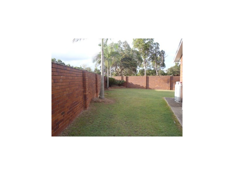 2  Loxton Court, Helensvale QLD 4212
