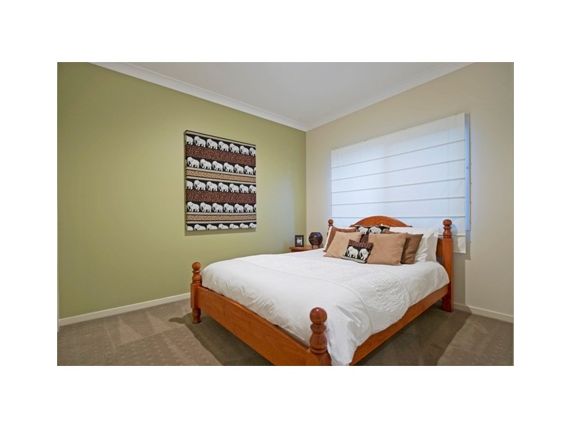 32 Pathfinder Drive, Coomera Waters QLD 4209