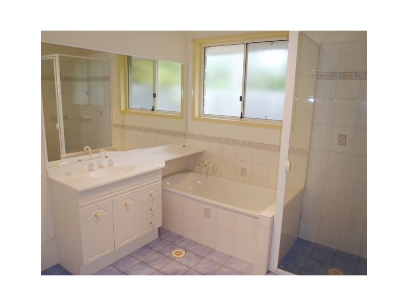 15 Ferricks Court, Upper Coomera QLD 4209