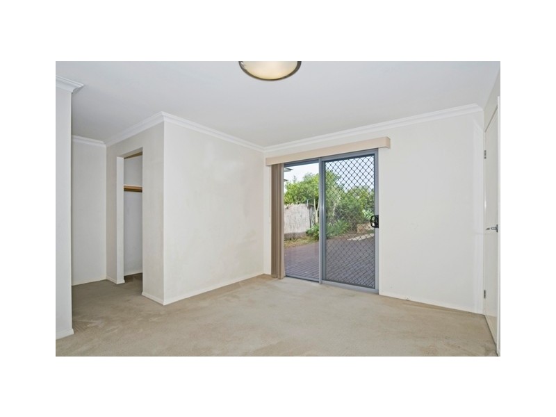 33 Mellum Cct, Pacific Pines QLD 4211