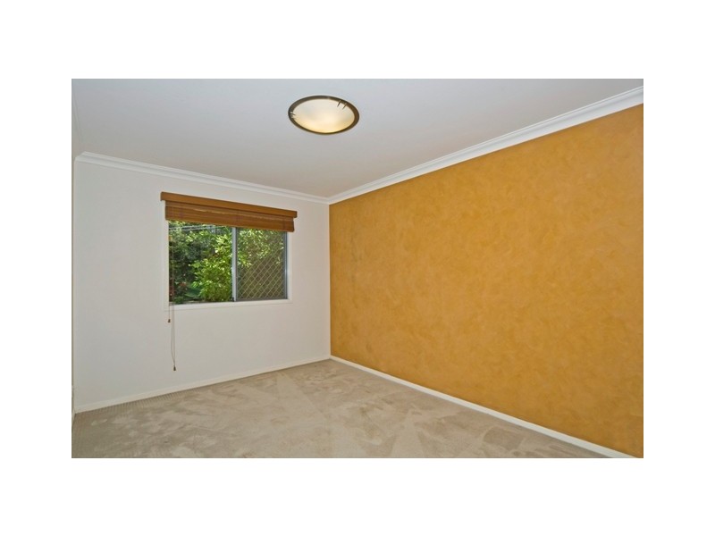 33 Mellum Cct, Pacific Pines QLD 4211