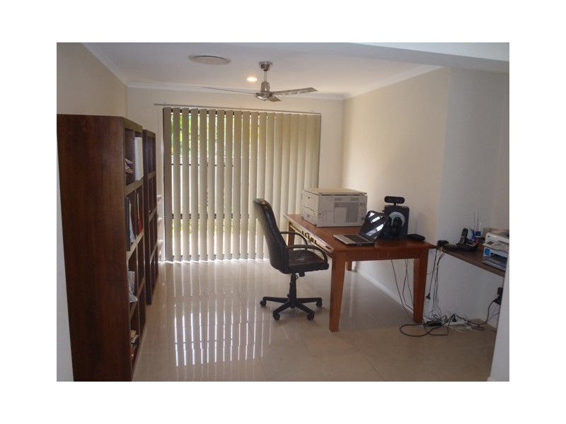 20 Ontario Ct, Oxenford QLD 4210